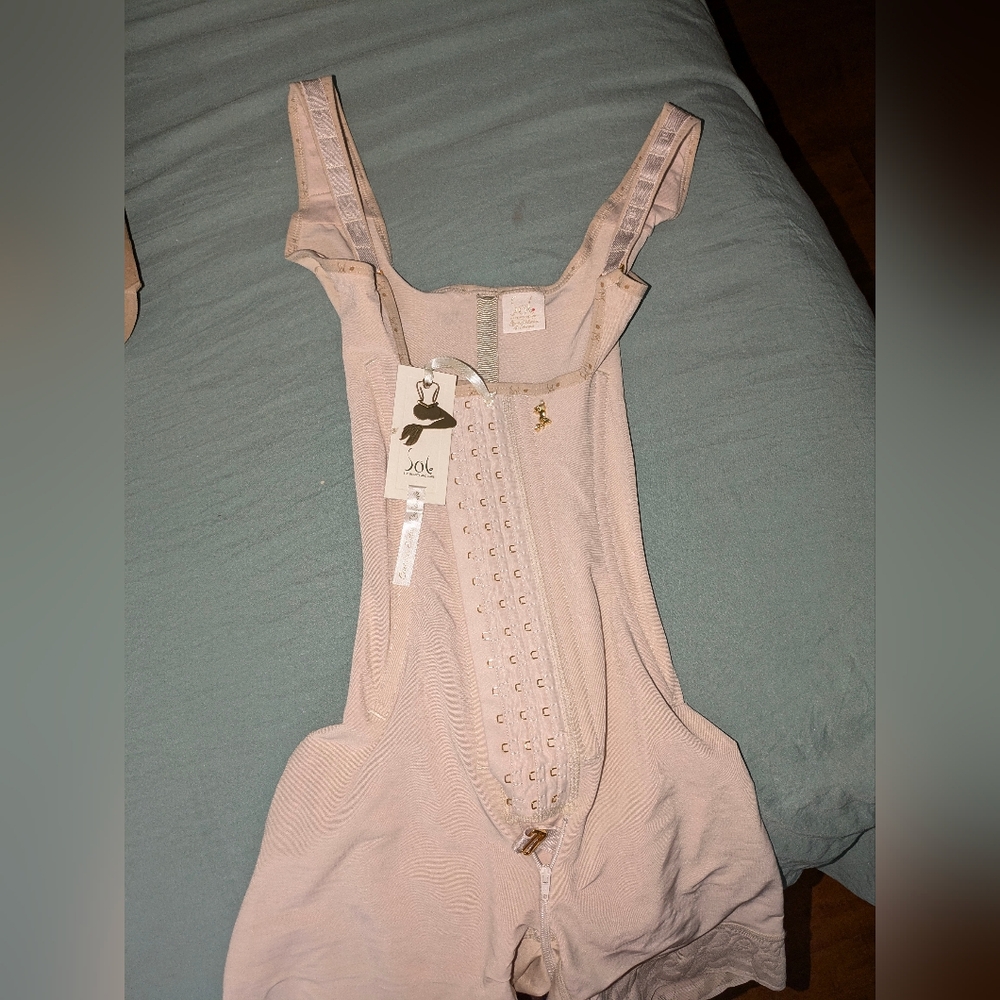 NIB/NWT Sol Mermaid Faja Size M